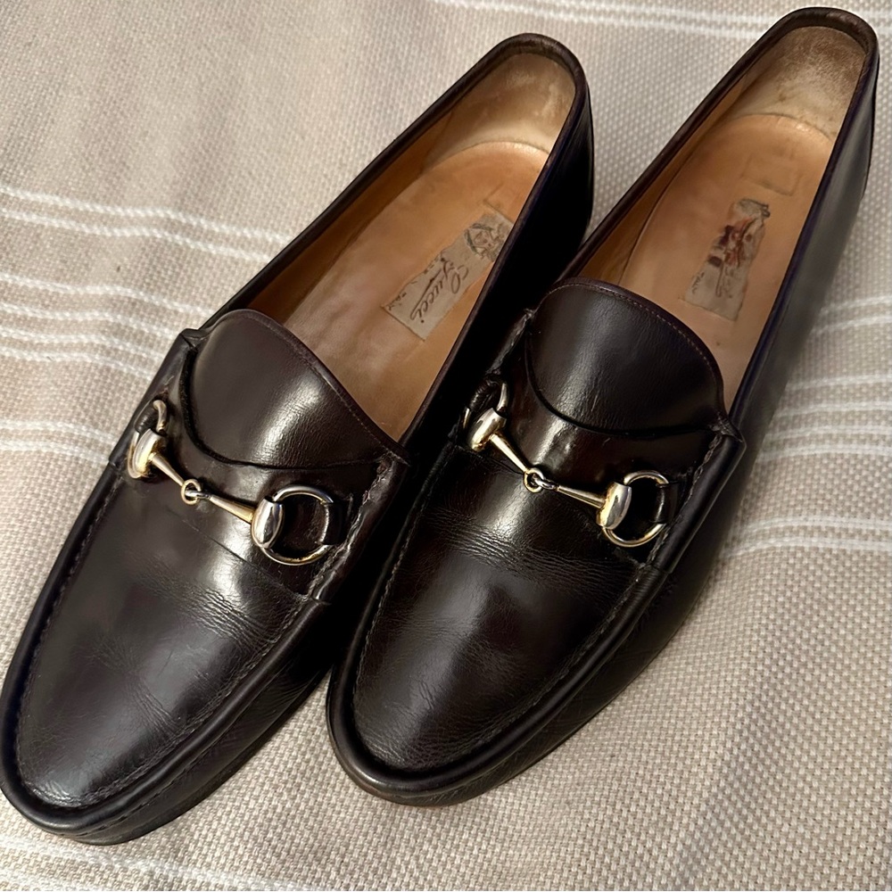 Gucci Men’s Dark Brown Leather Loafers with Gold Horsebit